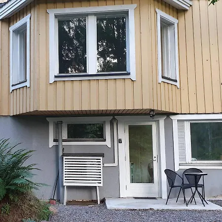 Sydabacka Guest House, A With A Sauna Διαμέρισμα Kirkkonummi