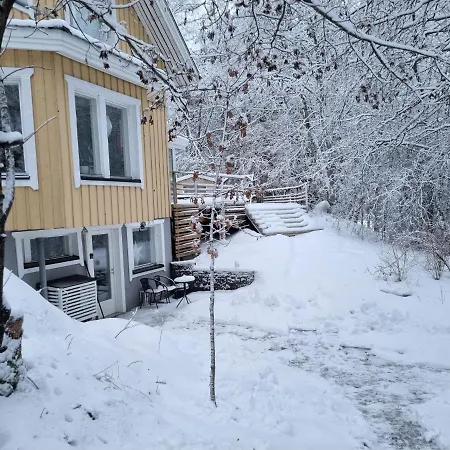 Apartment Sydabacka Guest House, A With A Sauna